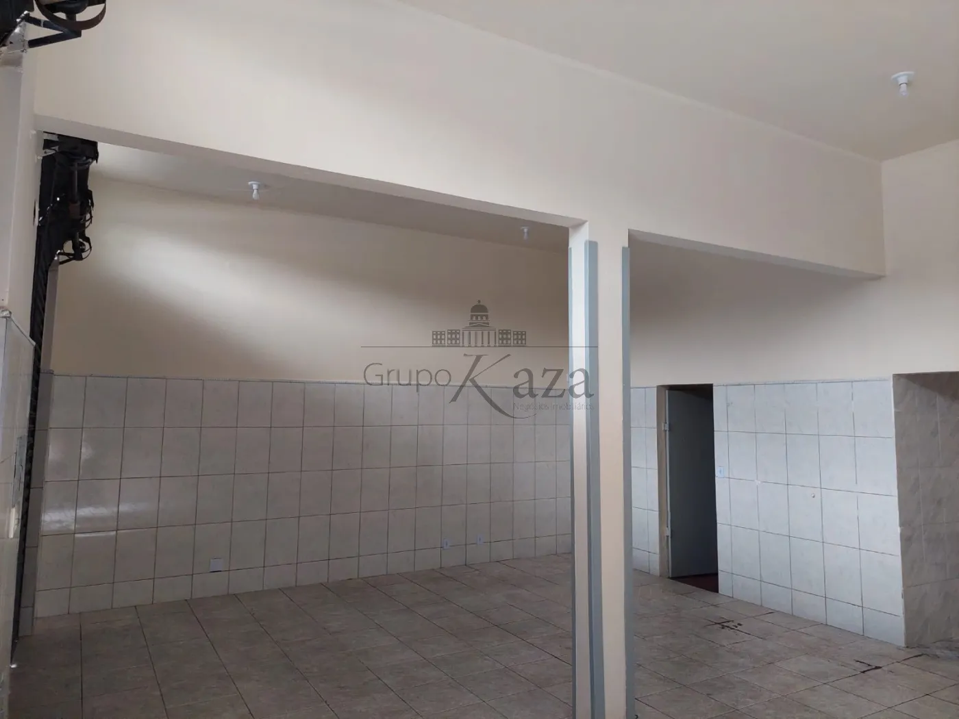 Foto 2 de Comercial Loja em condomínio comercial em Jardim das Flores, São José dos Campos - imagem 2