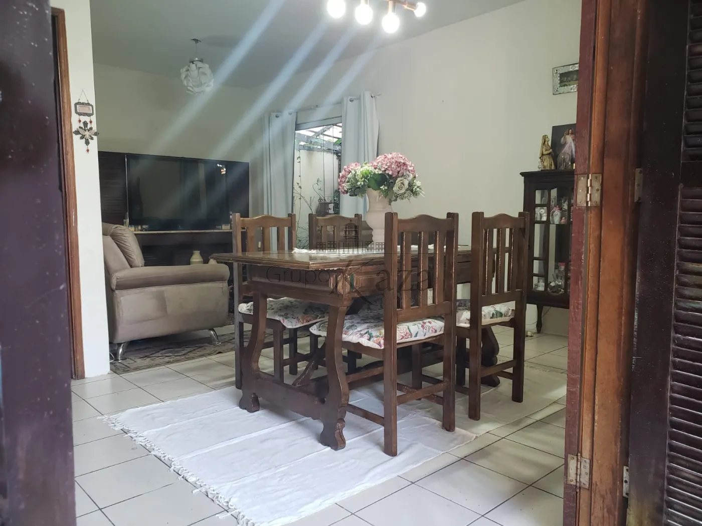 Foto 3 de Casa Padrão em Jardim América, São José dos Campos - imagem 3