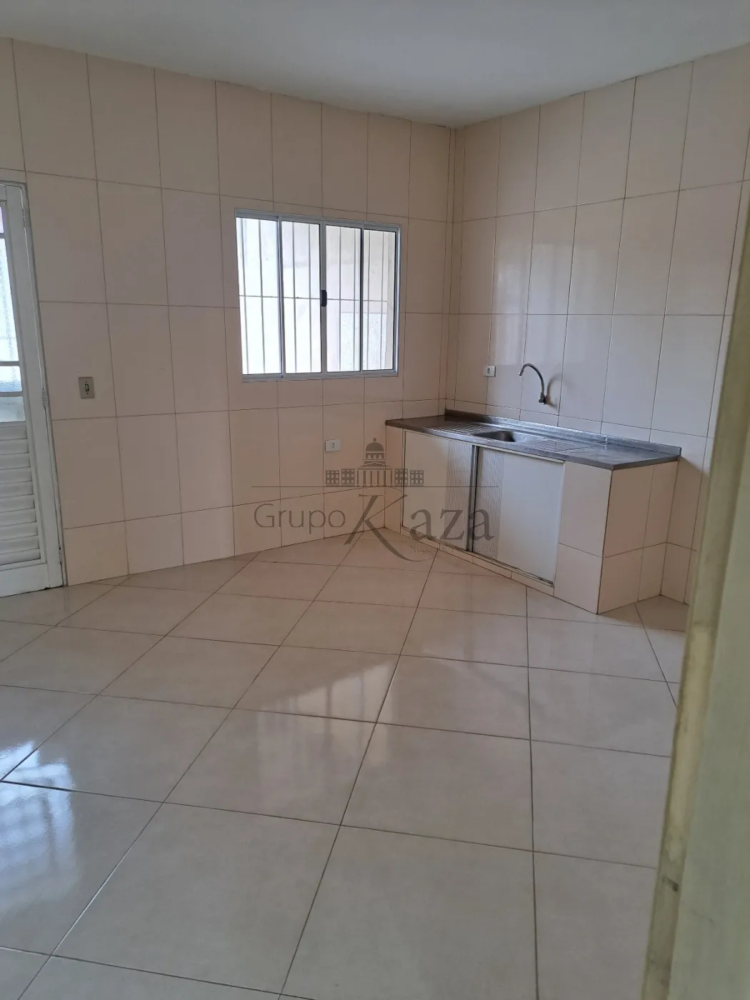 Foto 1 de Casa Padrão em Vila Antônio Augusto Luiz, Caçapava - imagem 1