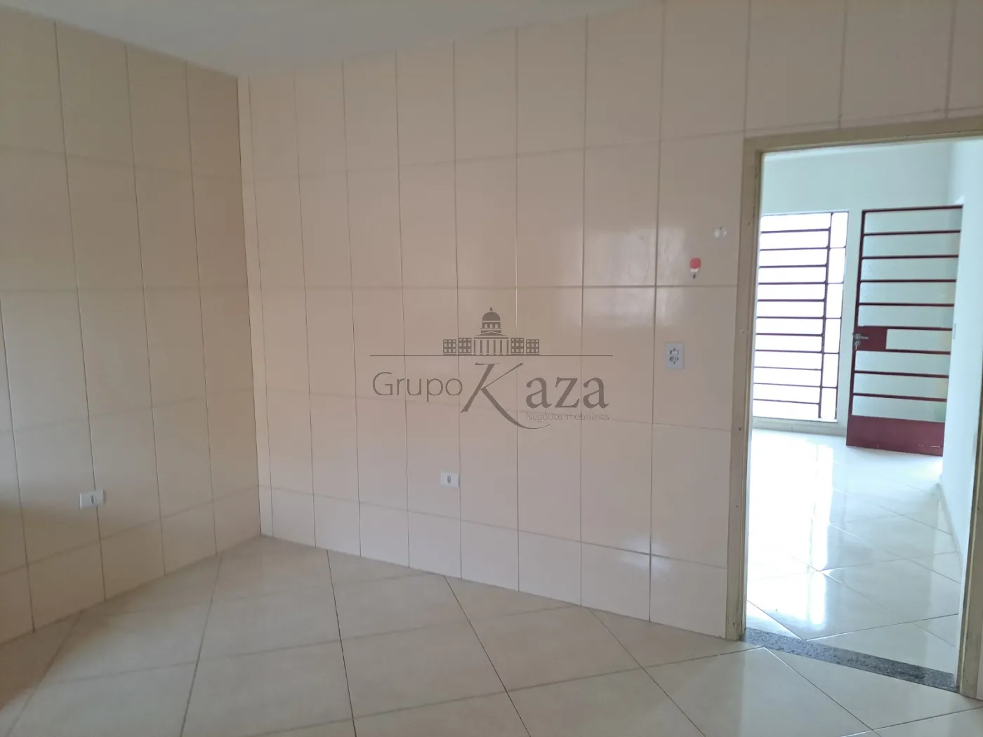 Foto 3 de Casa Padrão em Vila Antônio Augusto Luiz, Caçapava - imagem 3