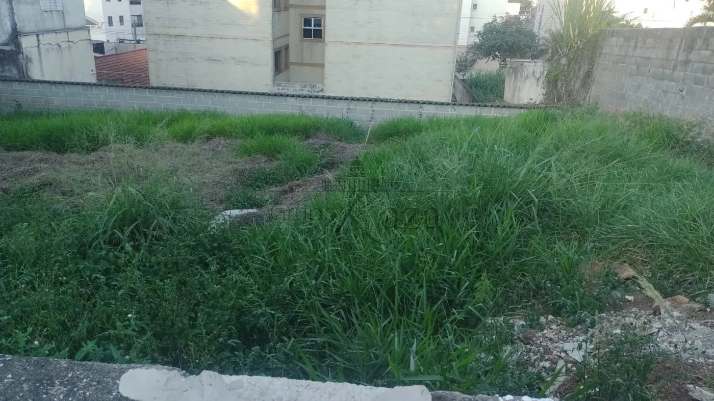 Foto 2 de Terreno Padrão em Jardim Oriente, São José dos Campos - imagem 2