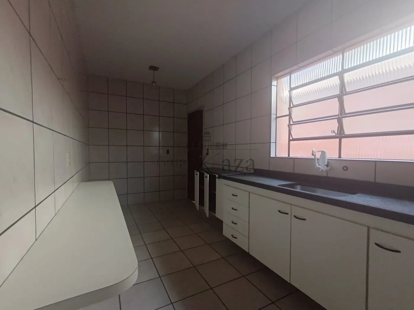Foto 6 de Casa Térrea em Vila Tatetuba, São José dos Campos - imagem 6