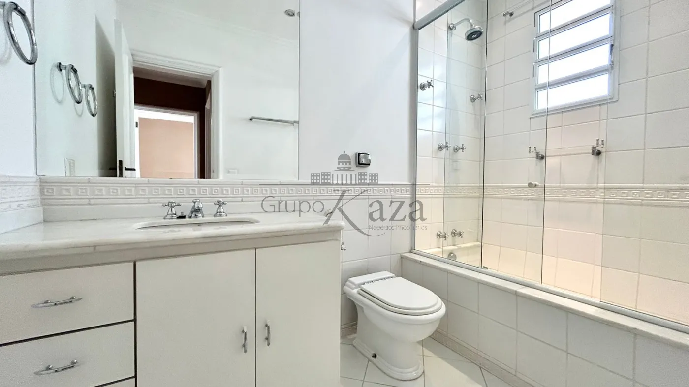 Foto 40 de Casa Padrão em Jardim Guedala, São Paulo - imagem 40