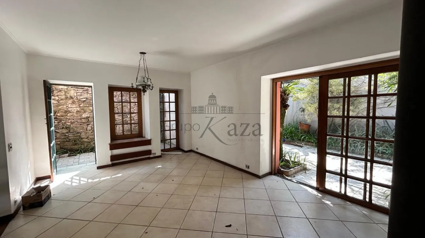 Foto 1 de Casa De Rua Fechada em Granja Julieta, São Paulo - imagem 1