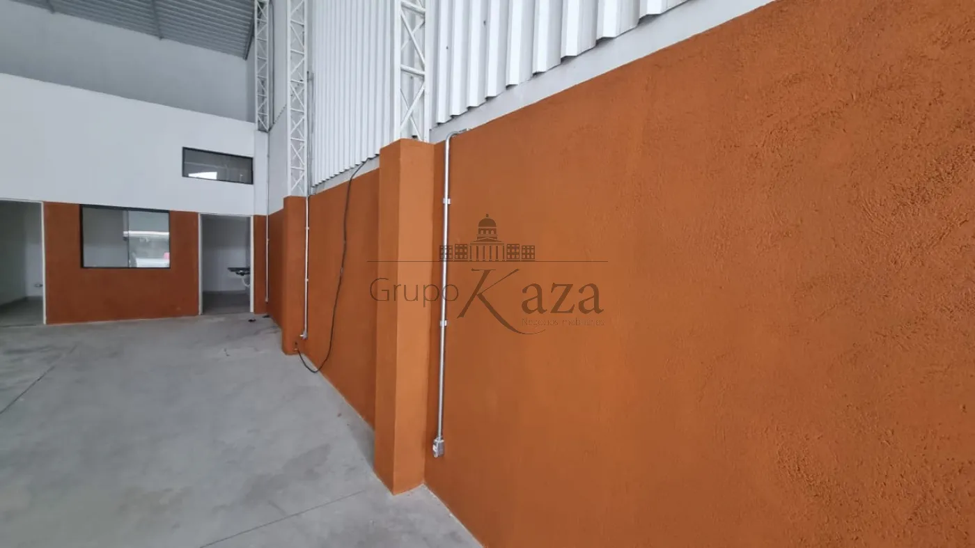 Foto 3 de Comercial Galpão em Residencial Parque dos Sinos, Jacareí - imagem 3 Foto 3 de Comercial Galpão em Residencial Parque dos Sinos, Jacareí - imagem 3