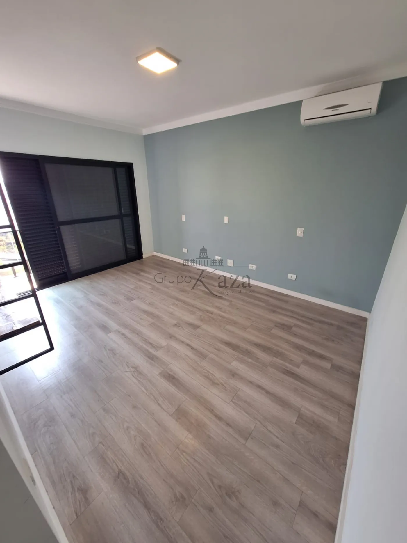 Foto 34 de Casa Condomínio em Vila Zezé, Jacareí - imagem 34