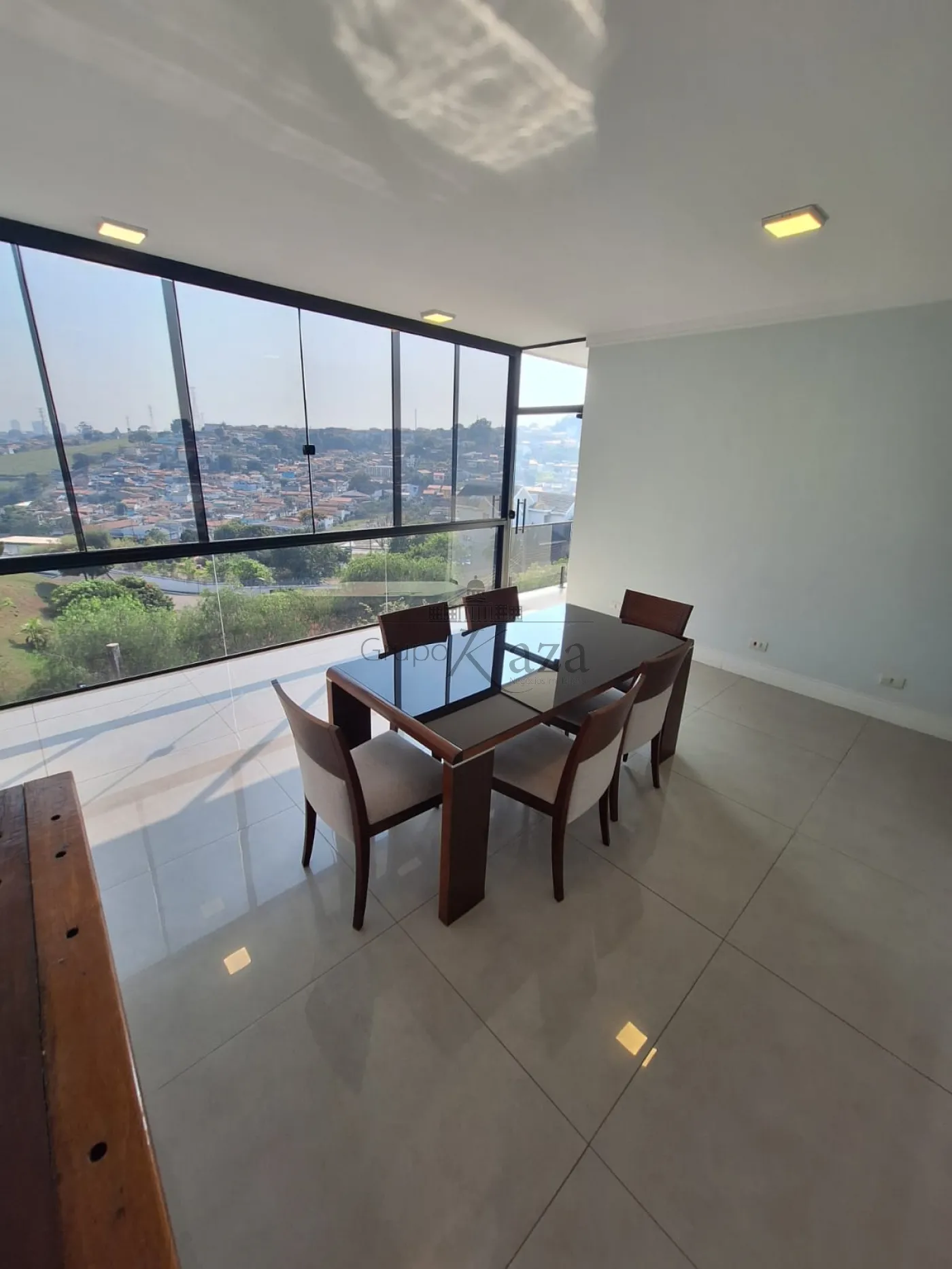 Foto 3 de Casa Condomínio em Vila Zezé, Jacareí - imagem 3