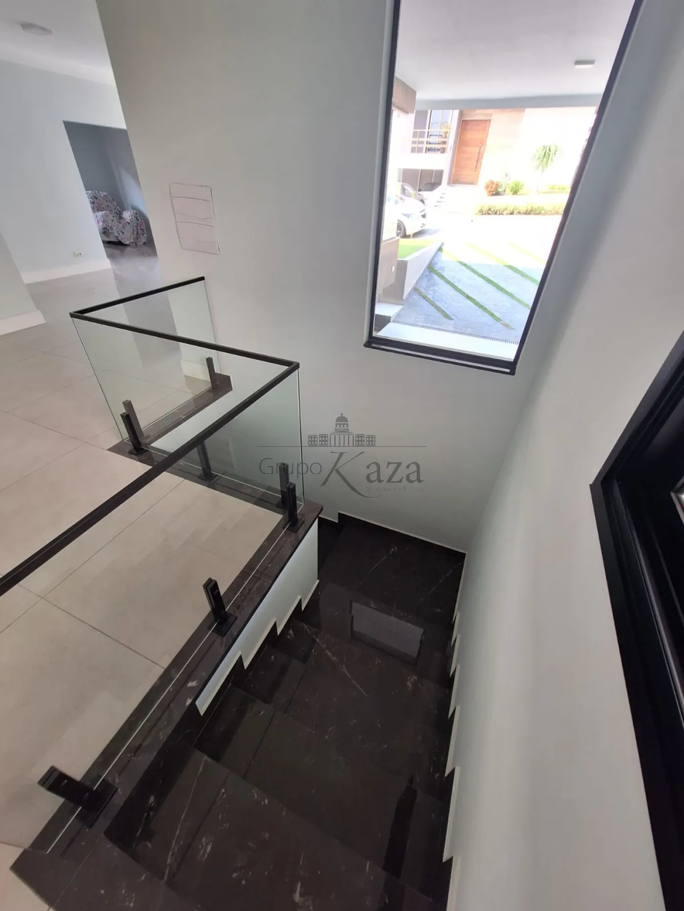 Foto 42 de Casa Condomínio em Vila Zezé, Jacareí - imagem 42
