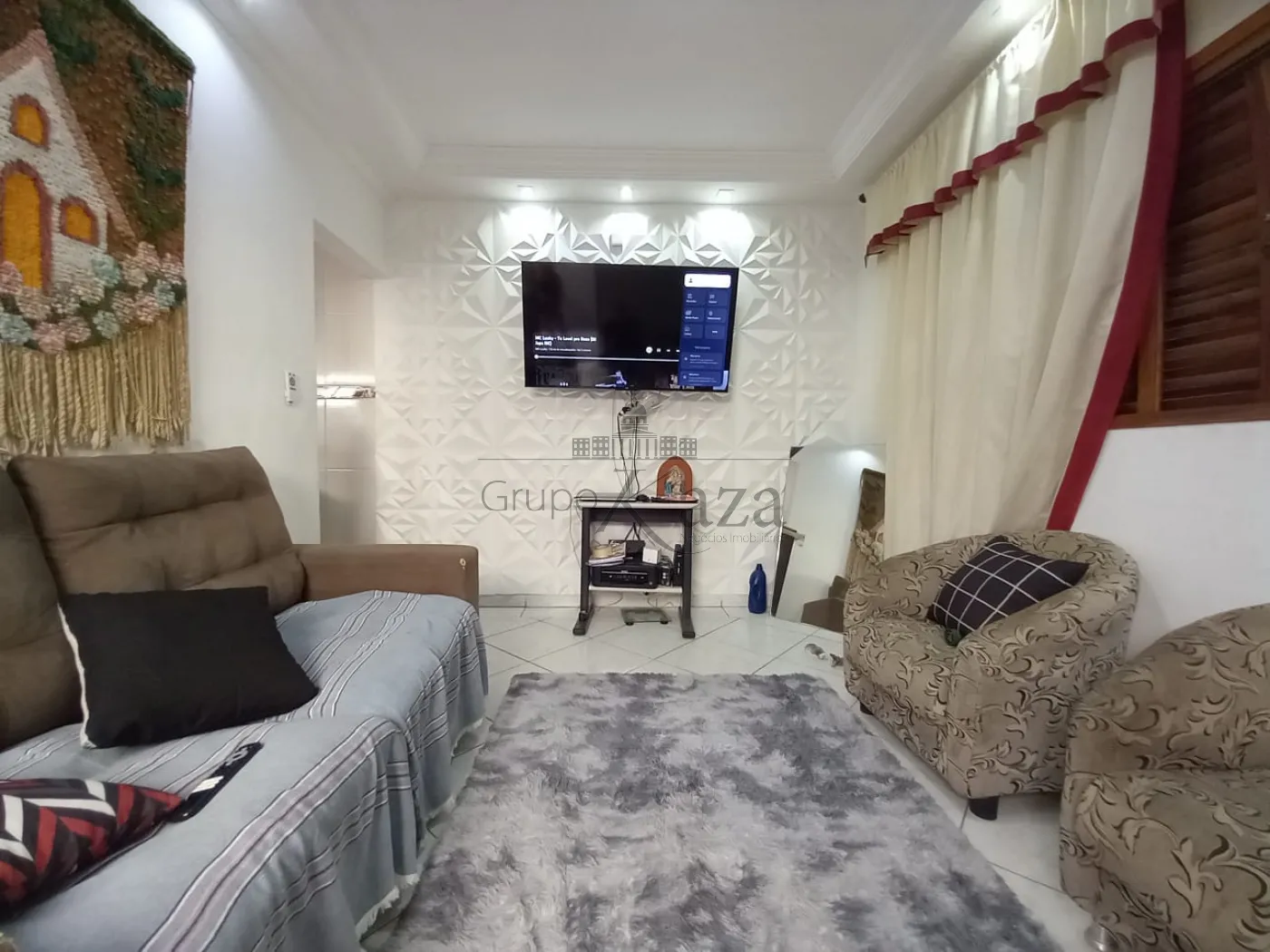 Foto 1 de Casa Padrão em Jardim Nova República, São José dos Campos - imagem 1 Foto 1 de Casa Padrão em Jardim Nova República, São José dos Campos - imagem 1