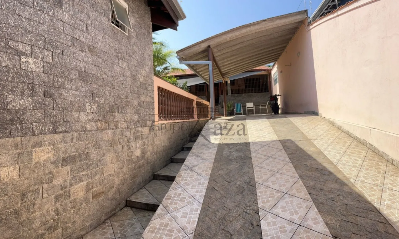 Foto 31 de Casa Padrão em Vila Rossi, São José dos Campos - imagem 31