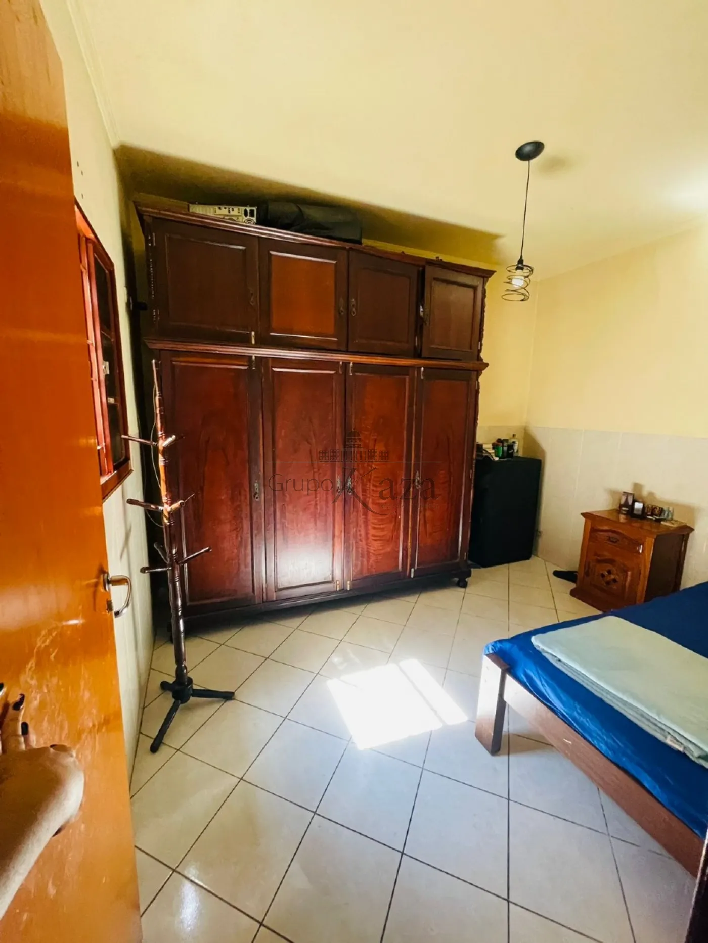 Foto 11 de Casa Padrão em Vila Rossi, São José dos Campos - imagem 11