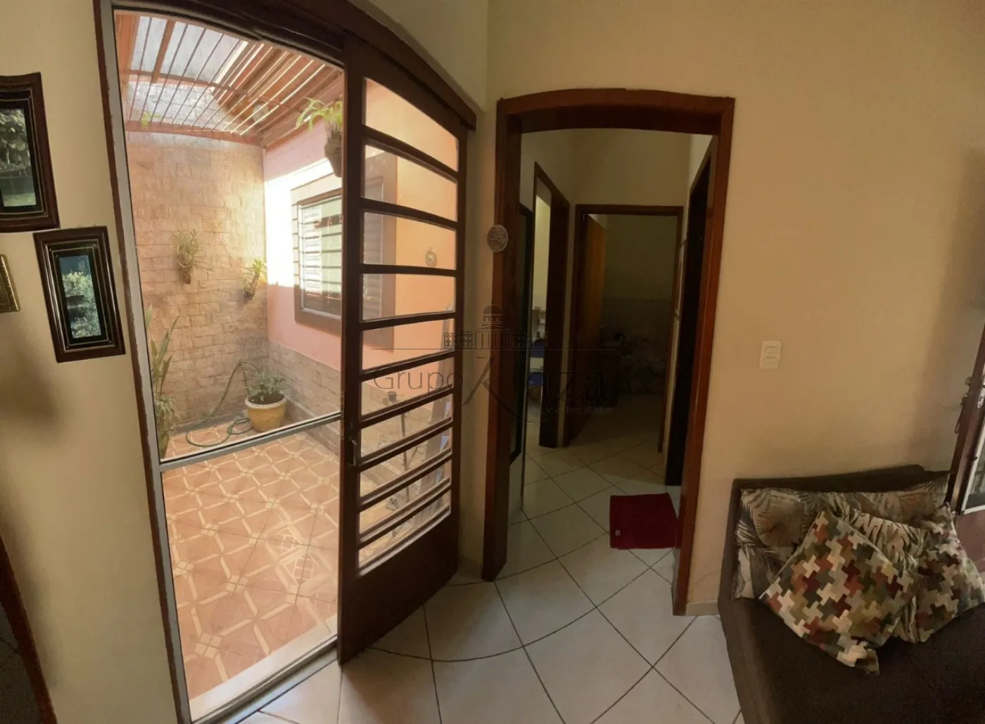 Foto 26 de Casa Padrão em Vila Rossi, São José dos Campos - imagem 26