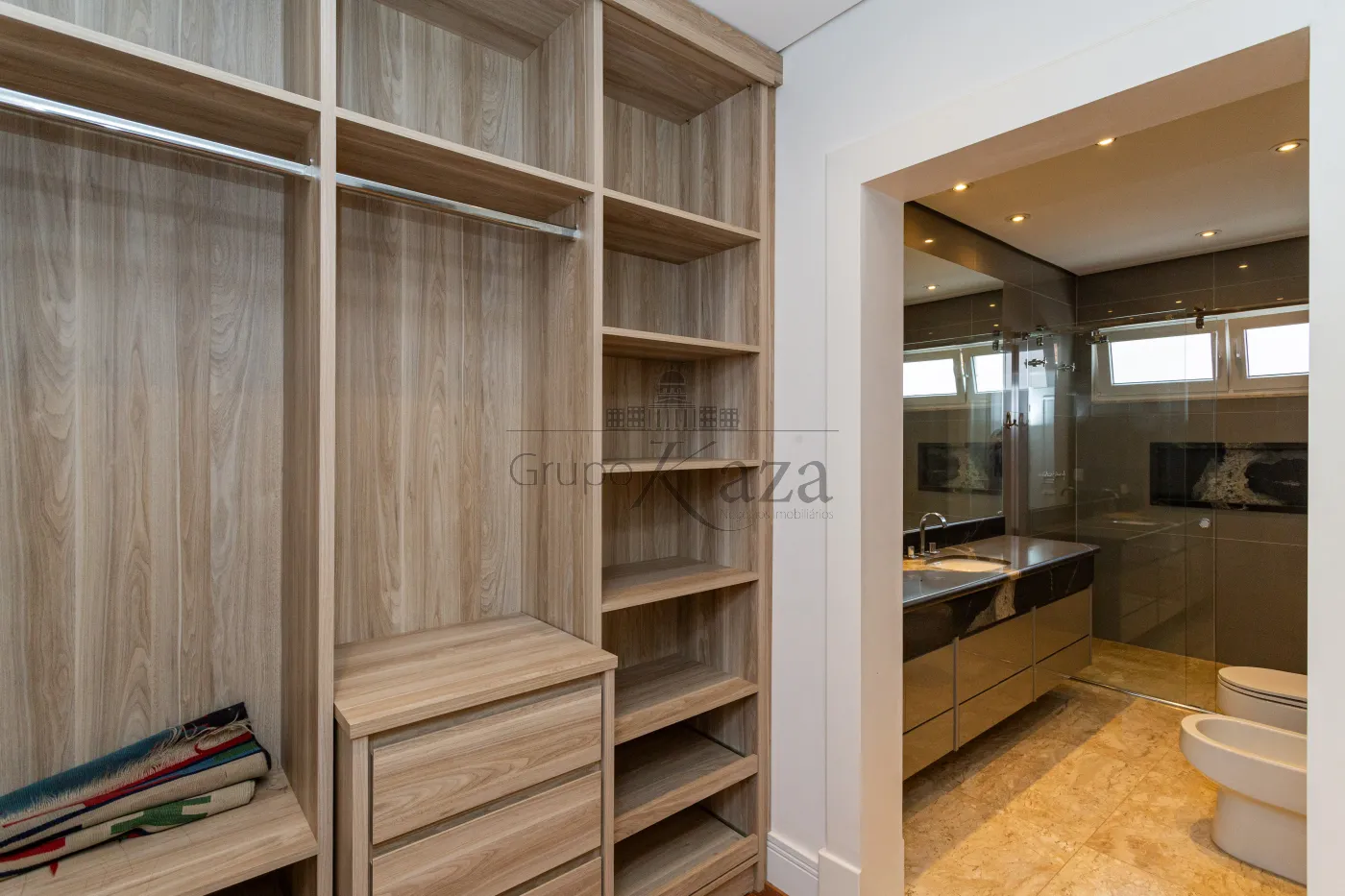 Foto 30 de Casa Padrão em Jardim América, São Paulo - imagem 30