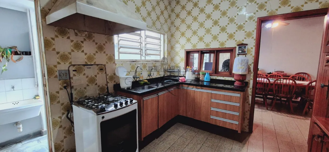 Foto 6 de Casa Térrea em Vila Adyana, São José dos Campos - imagem 6