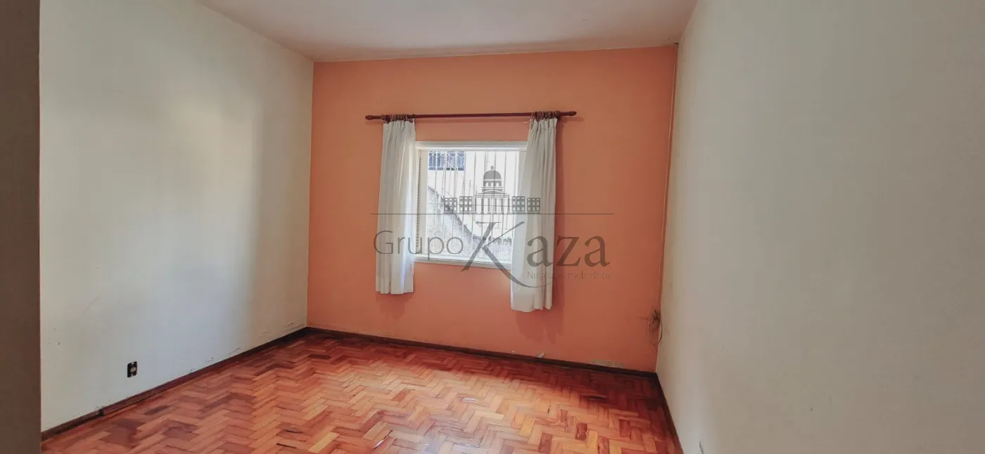 Foto 11 de Casa Térrea em Vila Adyana, São José dos Campos - imagem 11