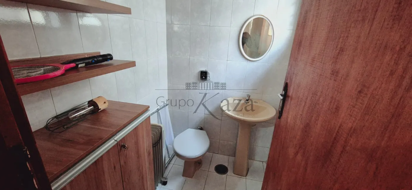Foto 16 de Casa Térrea em Vila Adyana, São José dos Campos - imagem 16