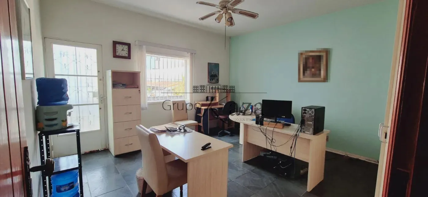 Foto 15 de Casa Térrea em Vila Adyana, São José dos Campos - imagem 15