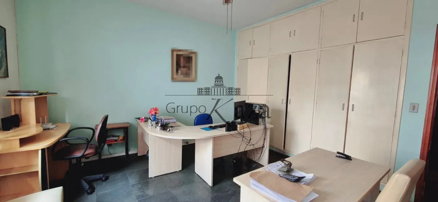 Foto 14 de Casa Térrea em Vila Adyana, São José dos Campos - imagem 14