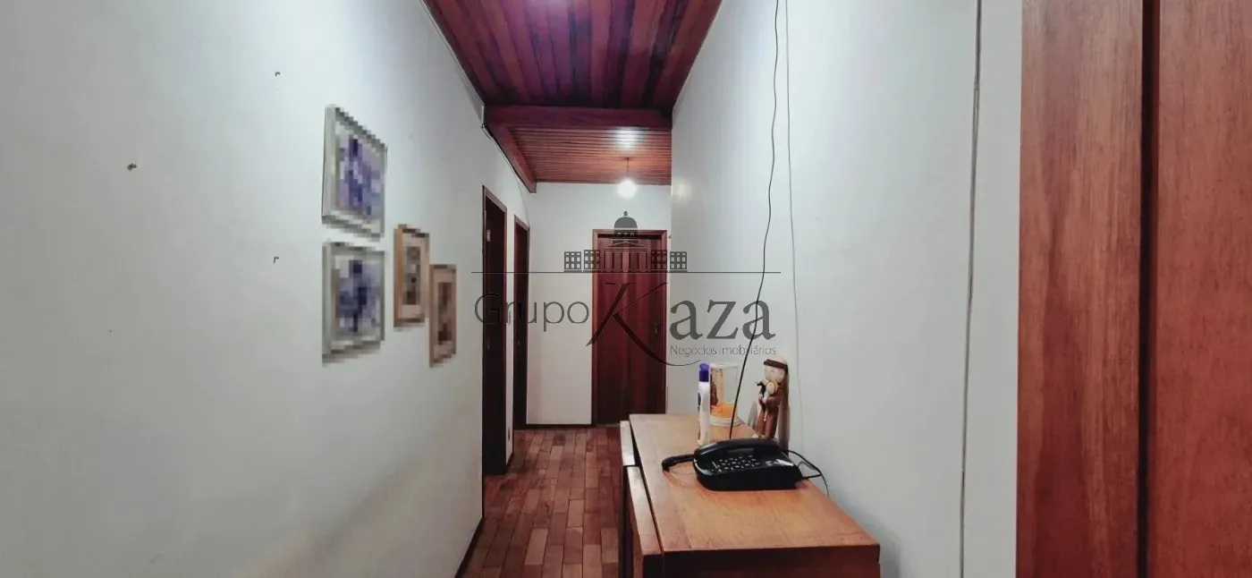 Foto 9 de Casa Térrea em Vila Adyana, São José dos Campos - imagem 9