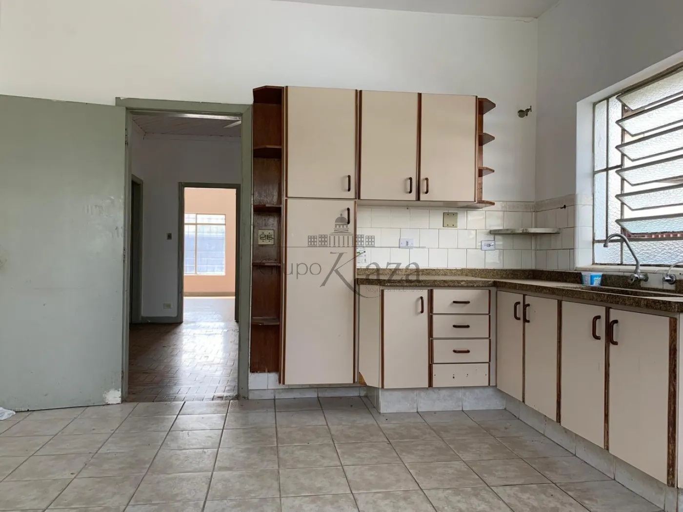 Foto 2 de Casa Comercial  Residencial em Vila Maria, São José dos Campos - imagem 2