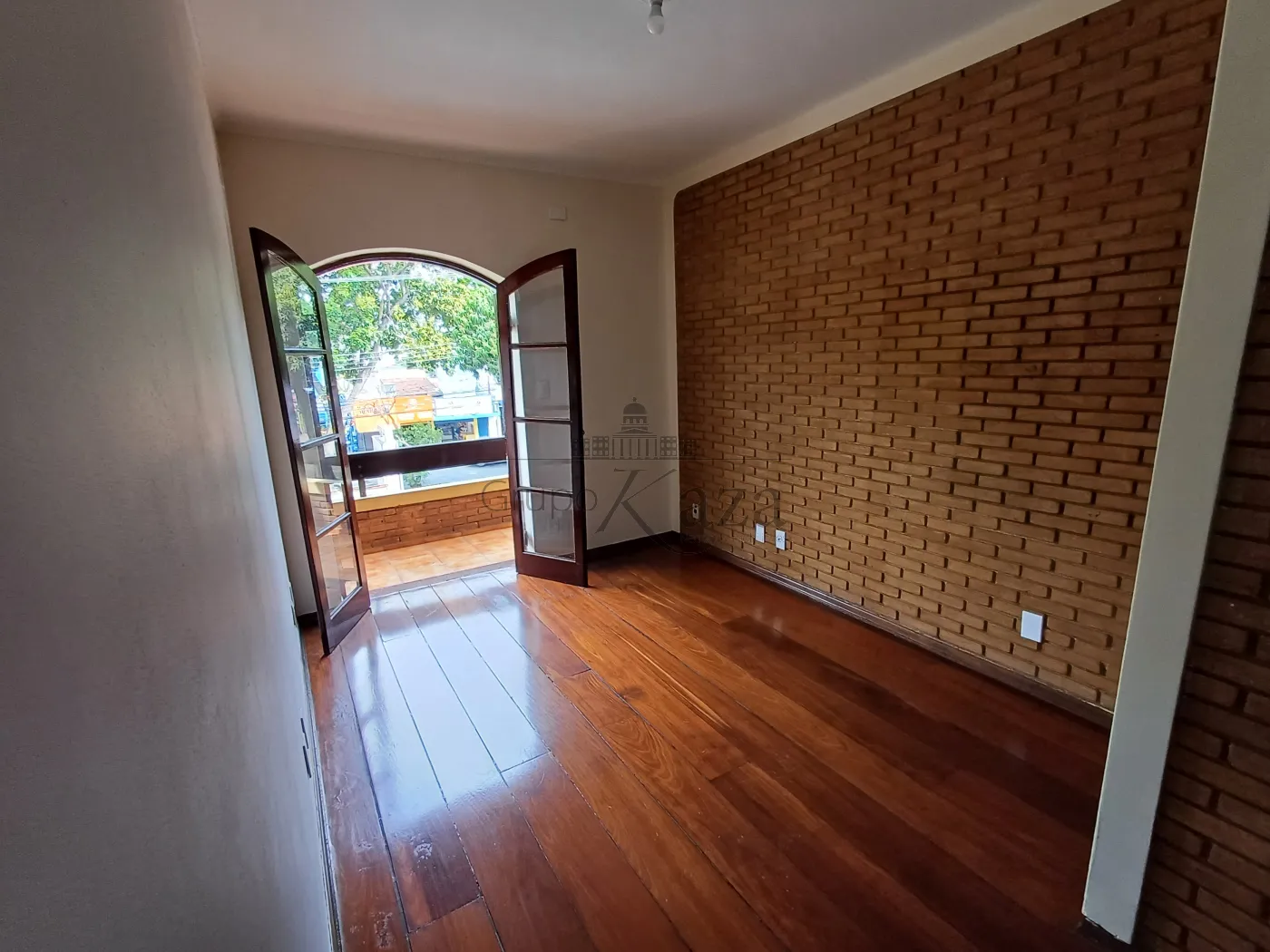 Foto 3 de Casa Comercial  Residencial em Bosque dos Eucaliptos, São José dos Campos - imagem 3