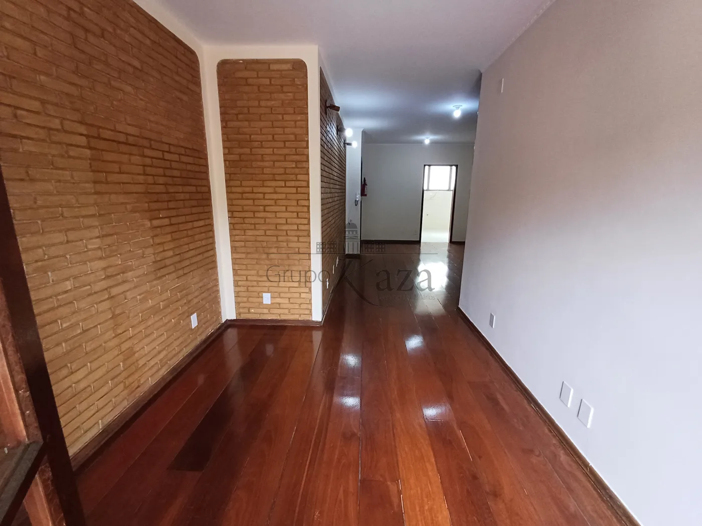 Foto 4 de Casa Comercial  Residencial em Bosque dos Eucaliptos, São José dos Campos - imagem 4