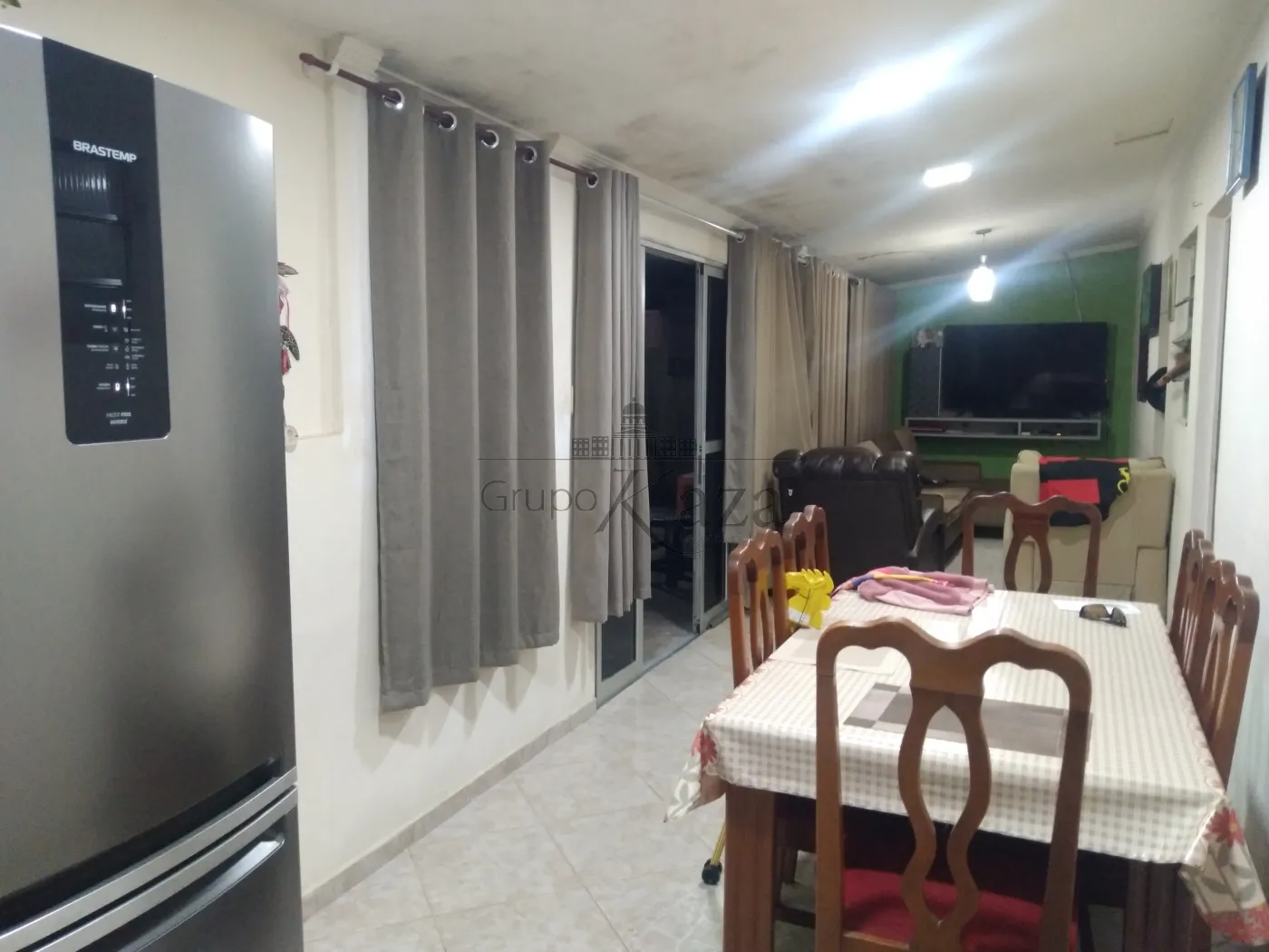 Foto 3 de Casa Padrão em Jardim Imperial, São José dos Campos - imagem 3