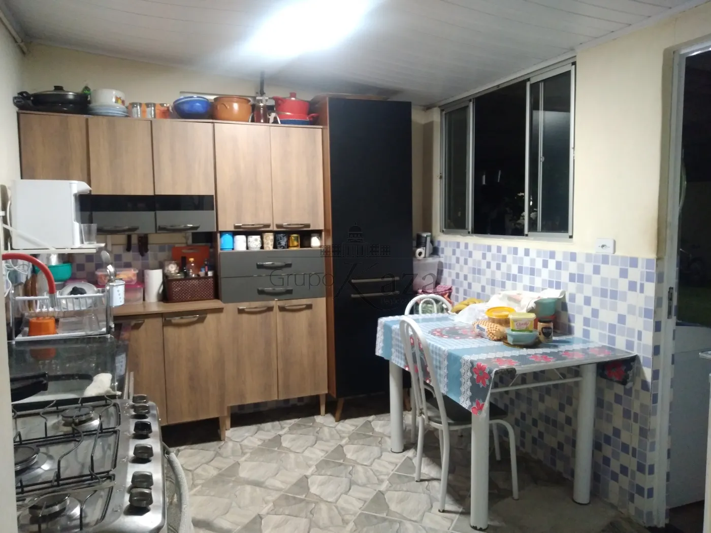 Foto 8 de Casa Padrão em Jardim Imperial, São José dos Campos - imagem 8