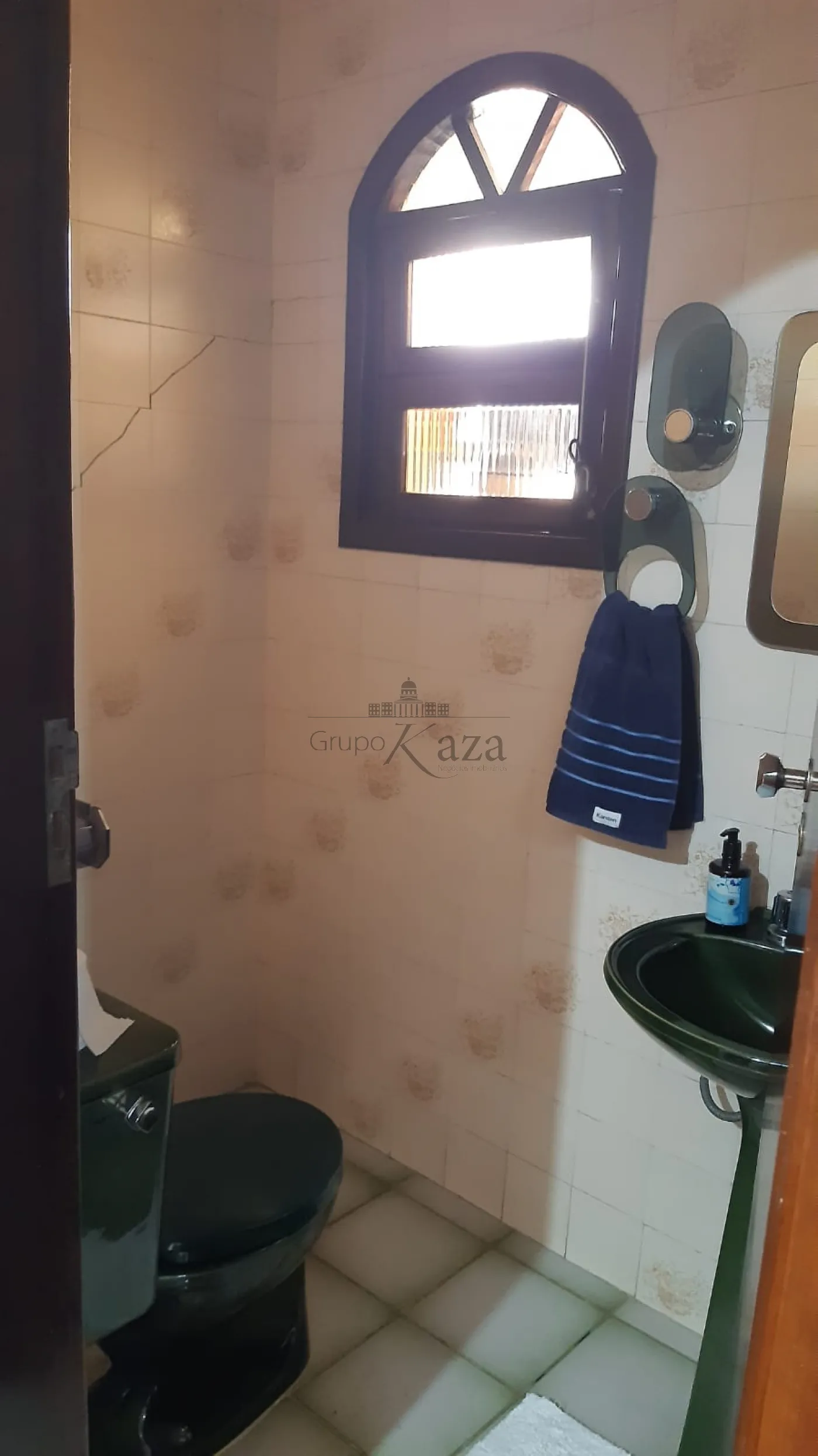 Foto 18 de Casa Comercial  Residencial em Santa Cruz dos Lázaros, Jacareí - imagem 18