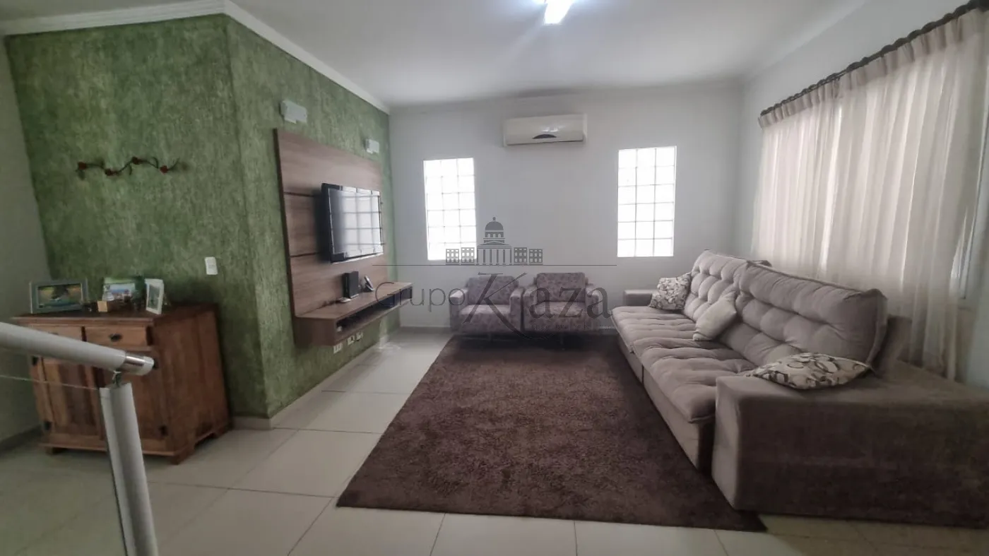 Foto 3 de Casa Condomínio em Jardim Santa Maria, Jacareí - imagem 3