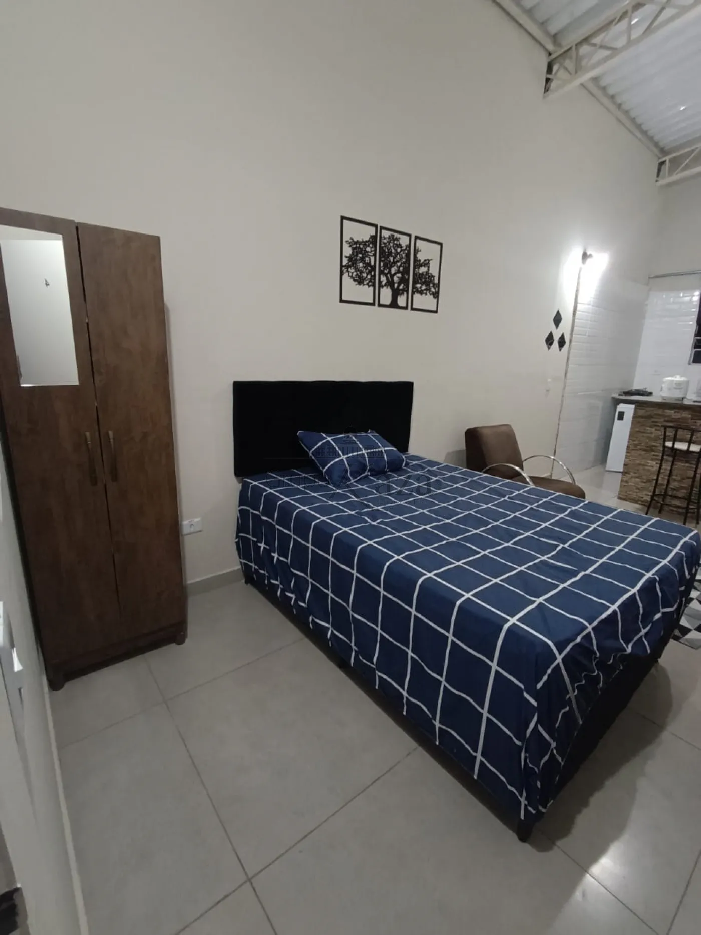 Foto 1 de Casa Kitnet em Bairro do Colonia, Jacareí - imagem 1