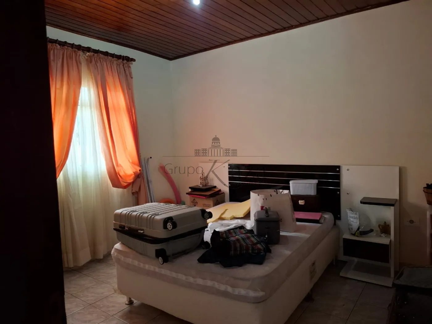 Foto 23 de Casa Padrão em Vila Tesouro, São José dos Campos - imagem 23