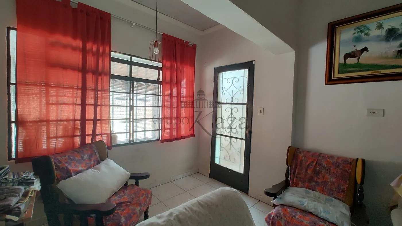 Foto 2 de Casa Padrão em Jardim Bela Vista, Jacareí - imagem 2