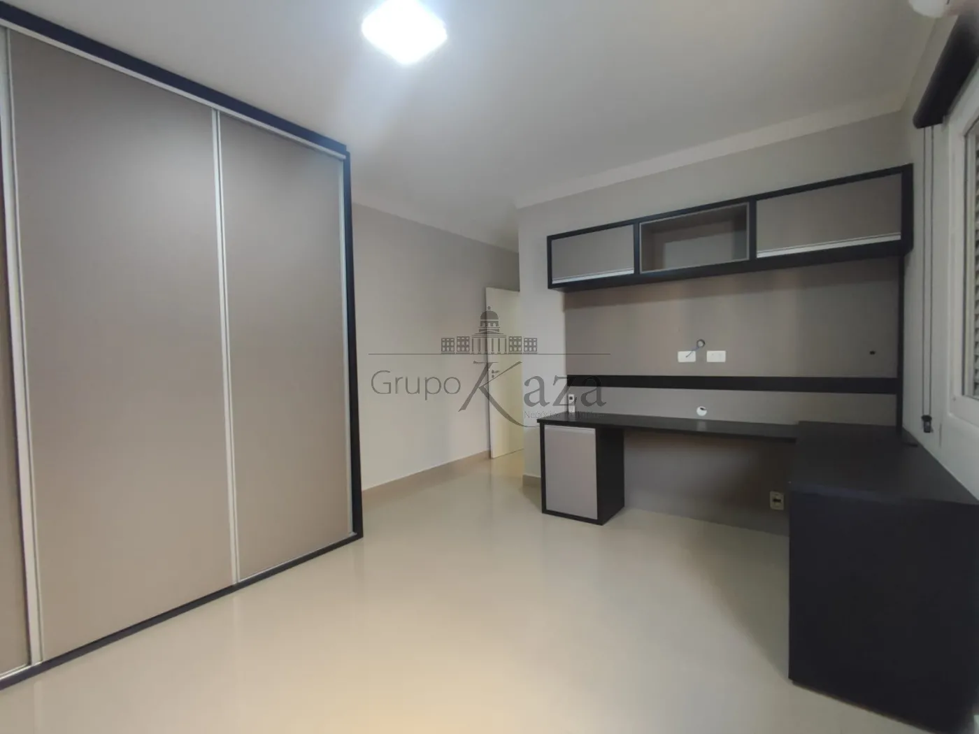 Foto 12 de Casa Condomínio em Jardim do Golfe, São José dos Campos - imagem 12