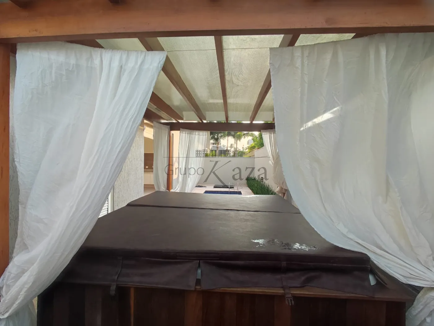 Foto 17 de Casa Condomínio em Jardim do Golfe, São José dos Campos - imagem 17
