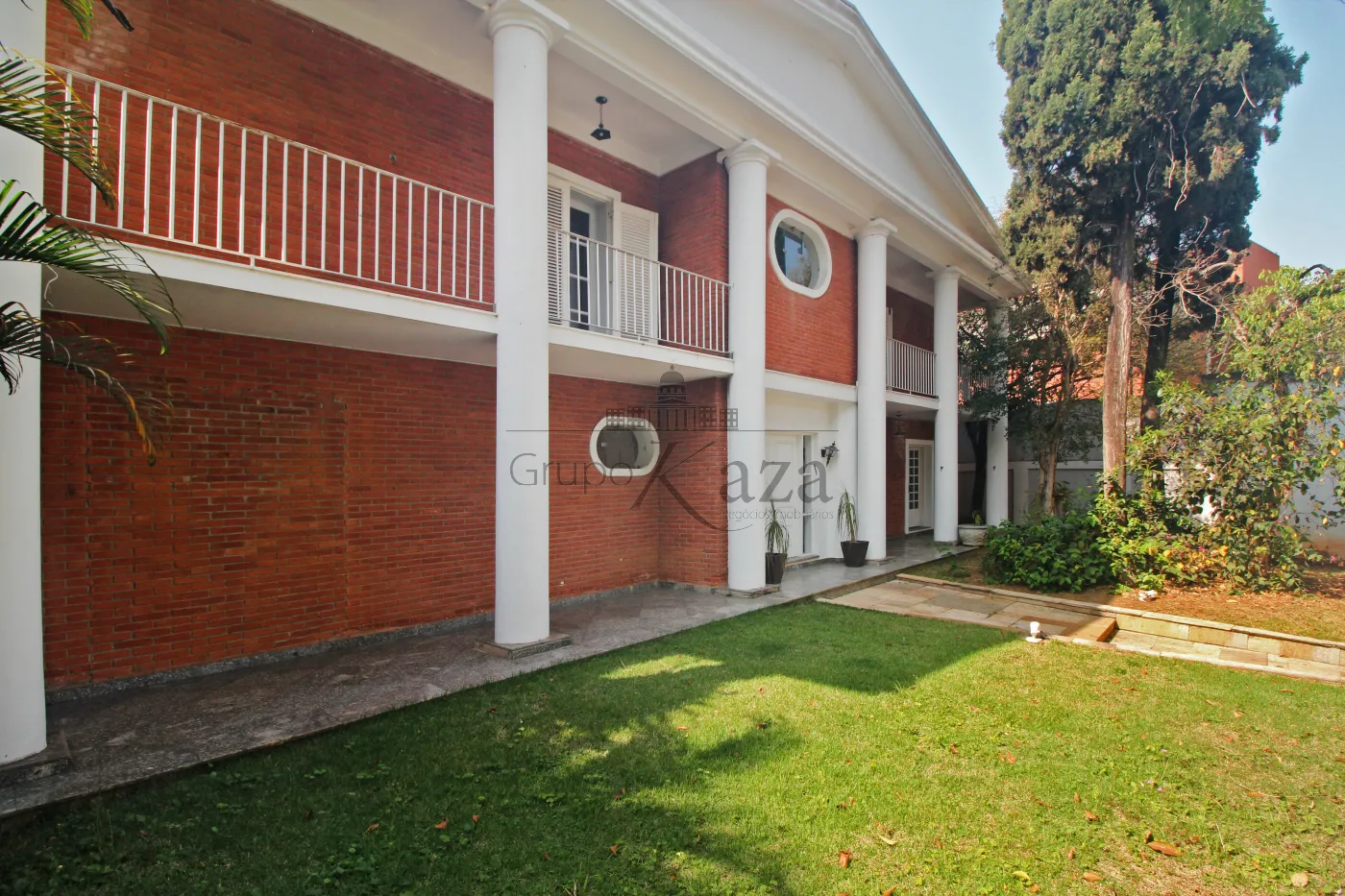 Foto 1 de Casa Padrão em Alto de Pinheiros, São Paulo - imagem 1