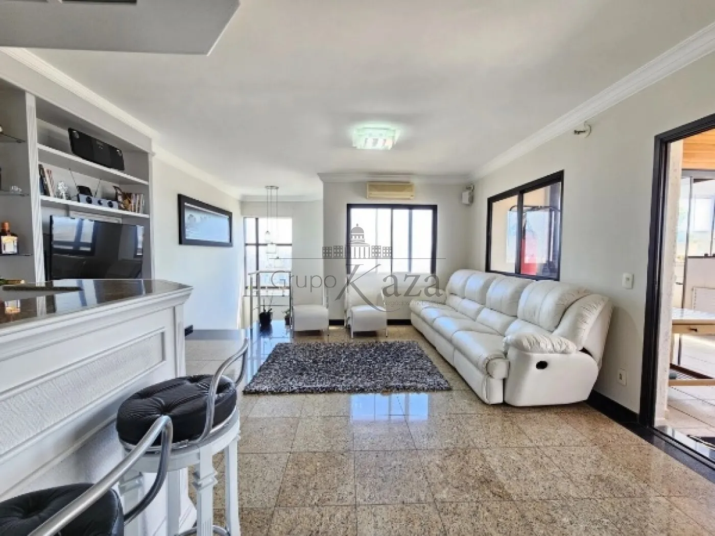Foto 2 de Apartamento Cobertura em Vila Santo Estéfano, São Paulo - imagem 2