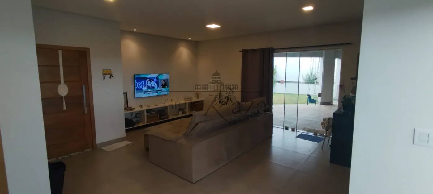 Foto 3 de Casa Condomínio em Condomínio Residencial Mantiqueira, São José dos Campos - imagem 3