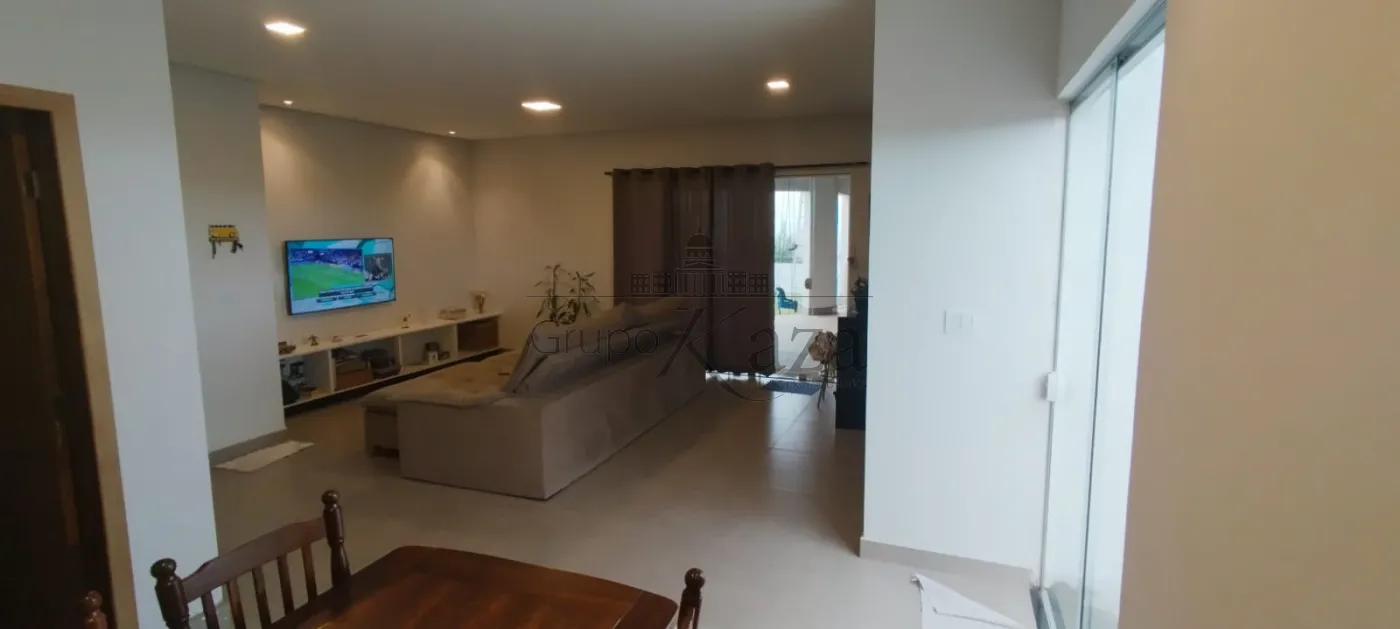 Foto 4 de Casa Condomínio em Condomínio Residencial Mantiqueira, São José dos Campos - imagem 4