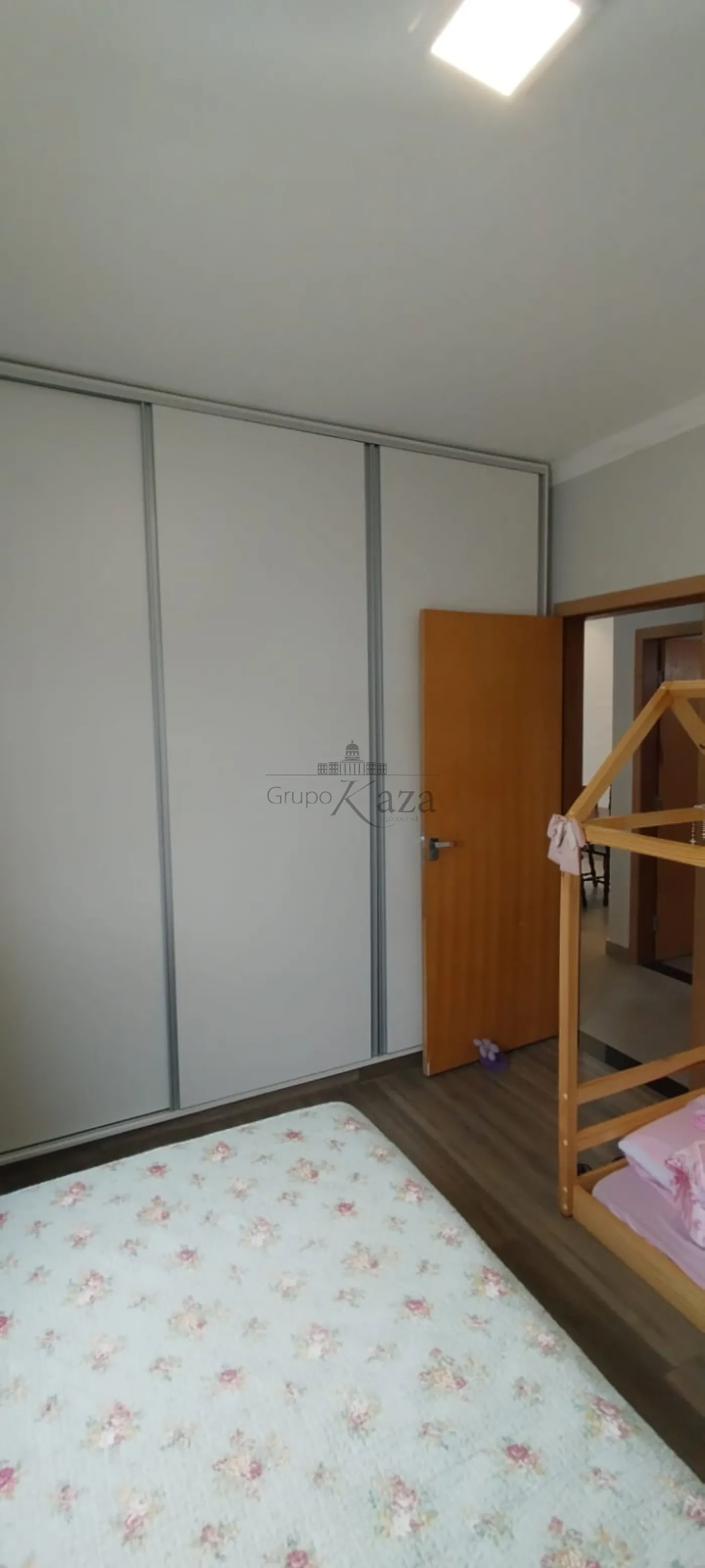 Foto 18 de Casa Condomínio em Condomínio Residencial Mantiqueira, São José dos Campos - imagem 18
