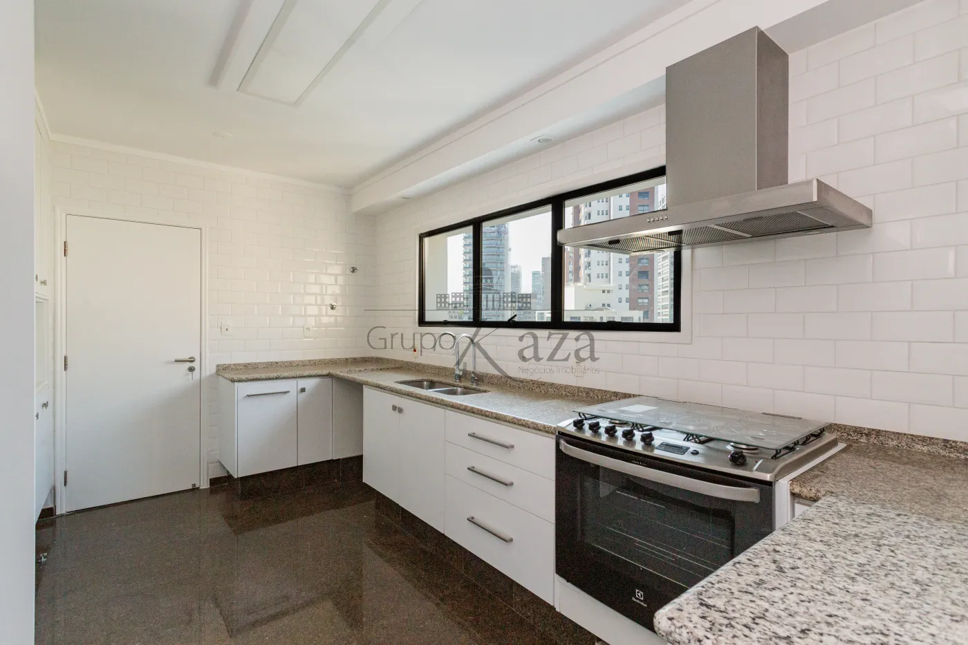 Foto 16 de Apartamento Padrão em Moema, São Paulo - imagem 16