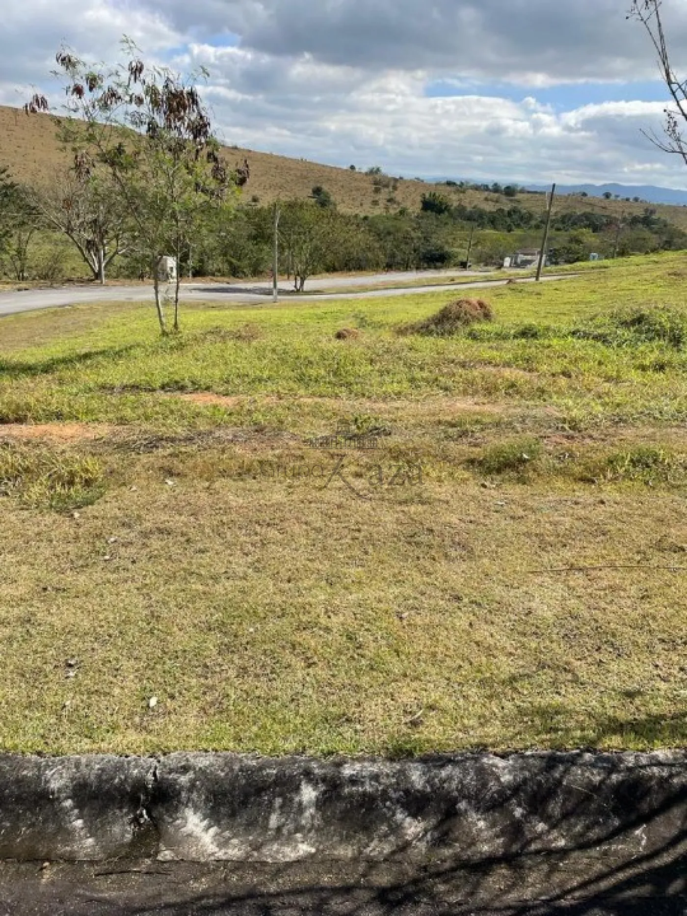 Foto 1 de Terreno Condomínio em Condomínio Bellavittá, Caçapava - imagem 1 Foto 1 de Terreno Condomínio em Condomínio Bellavittá, Caçapava - imagem 1