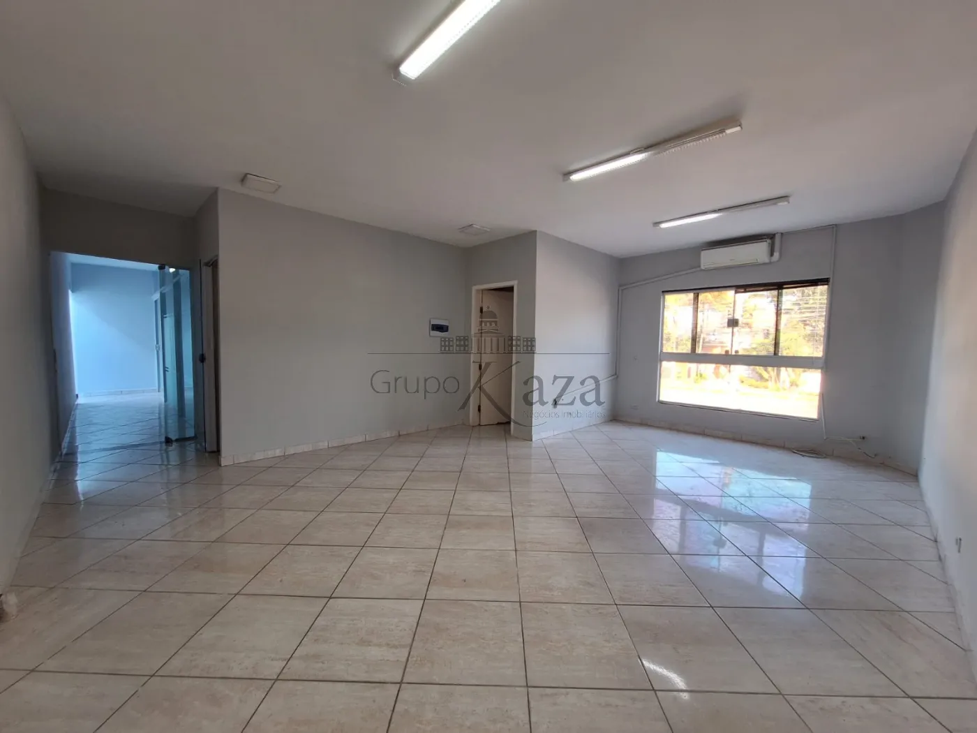 Foto 1 de Comercial Sala em Villa Branca, Jacareí - imagem 1