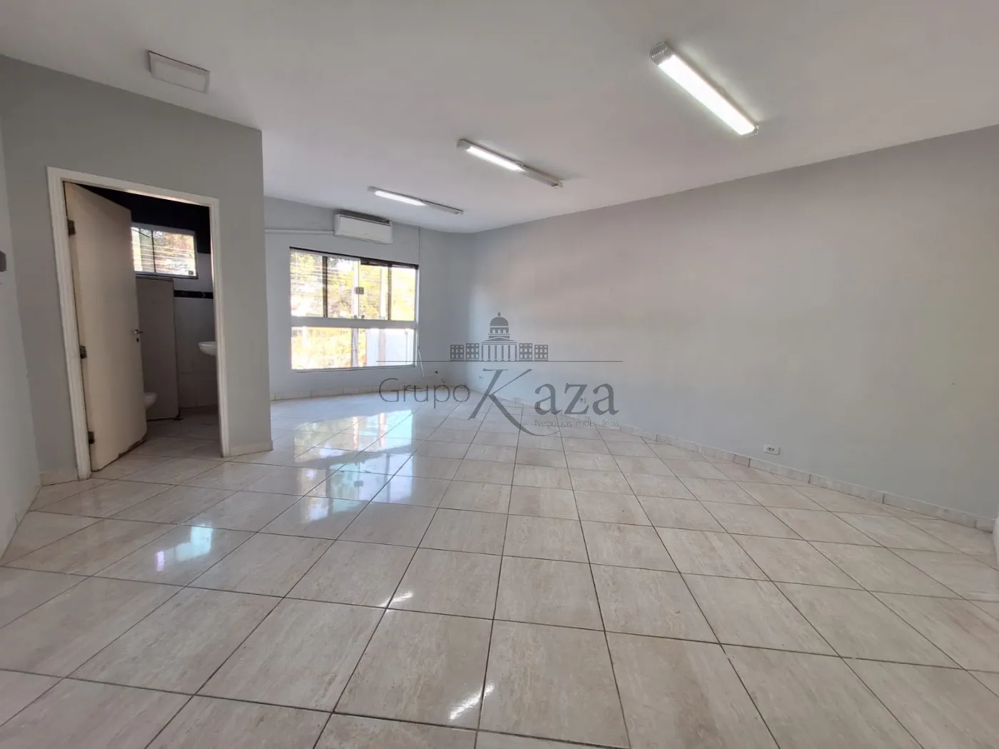 Foto 3 de Comercial Sala em Villa Branca, Jacareí - imagem 3