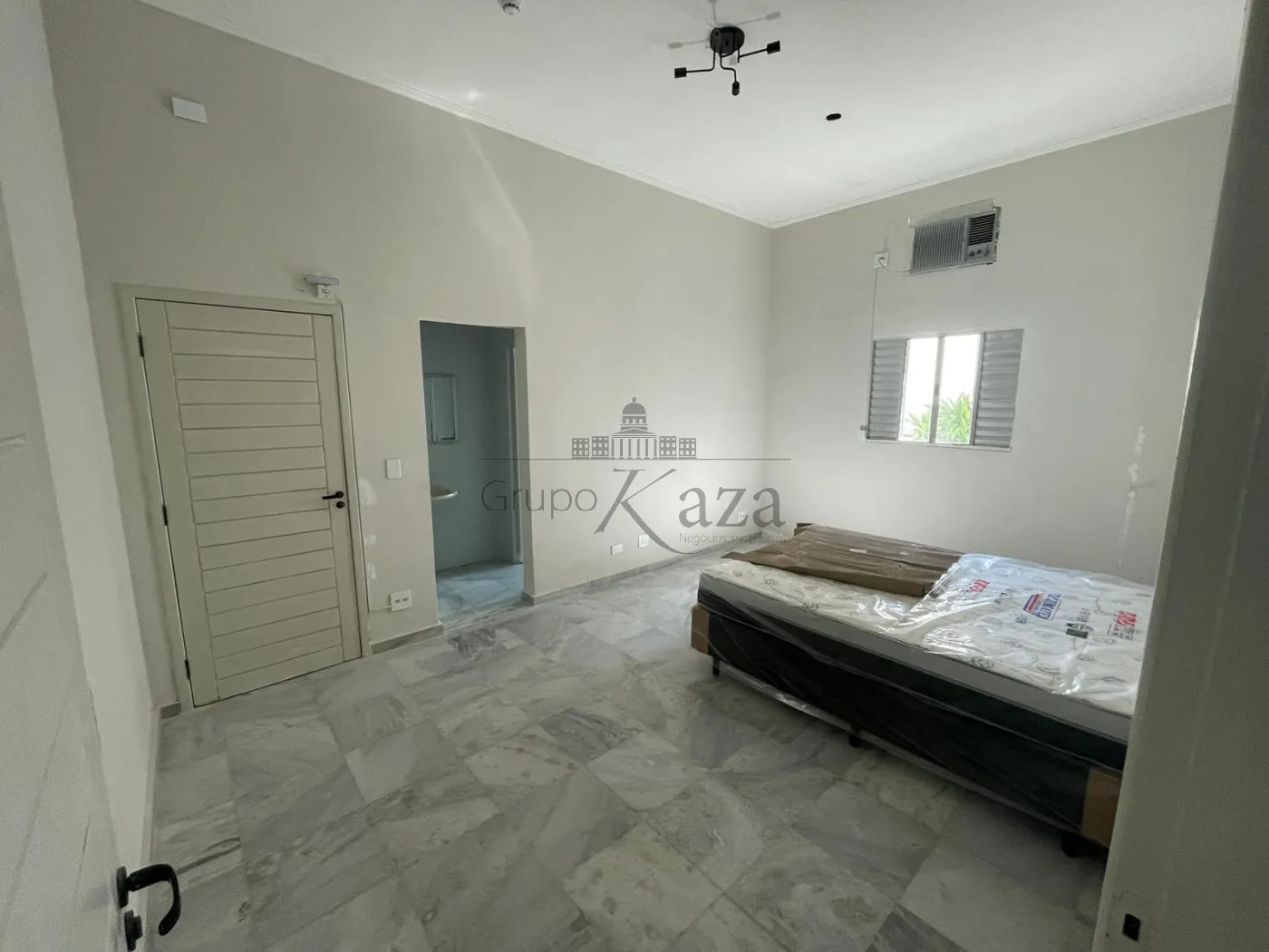 Foto 10 de Comercial Prédio em Porto Novo, Caraguatatuba - imagem 10