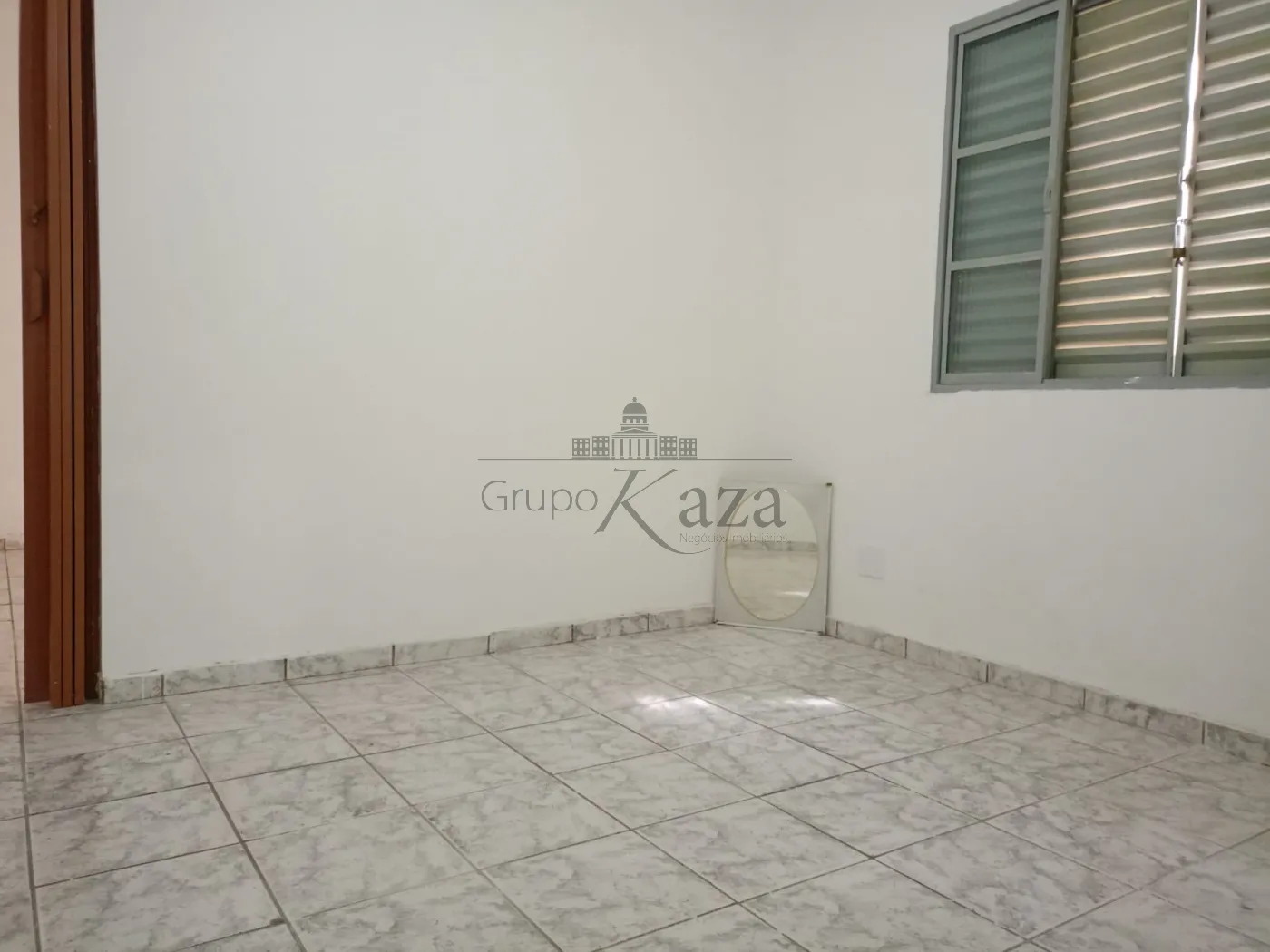 Foto 9 de Casa Padrão em Jardim Santa Inês I, São José dos Campos - imagem 9