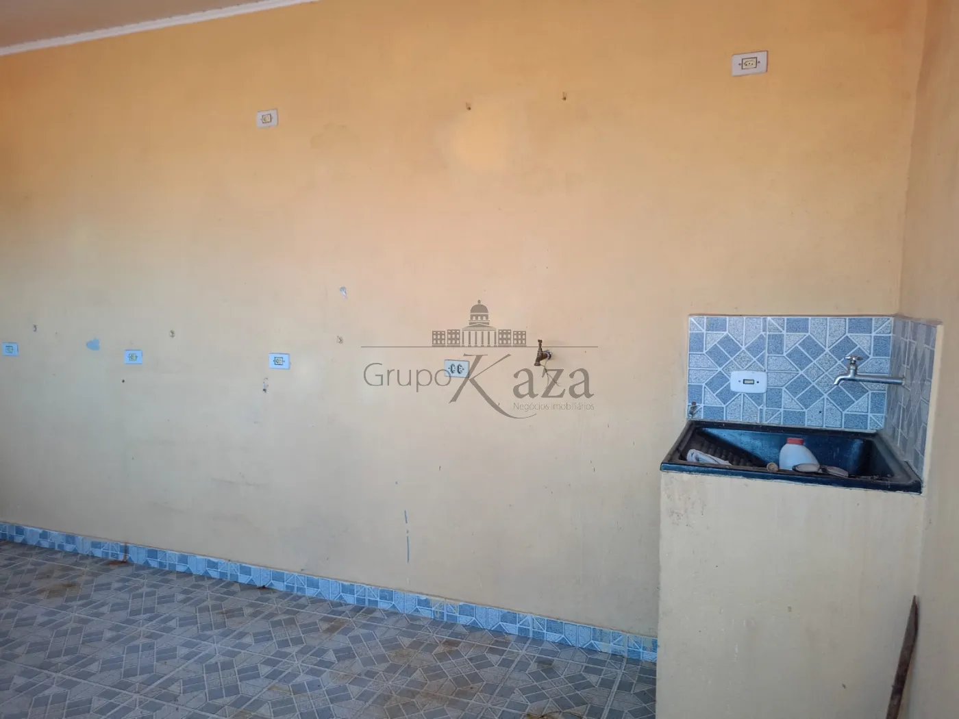 Foto 15 de Casa Padrão em Jardim Santa Inês I, São José dos Campos - imagem 15