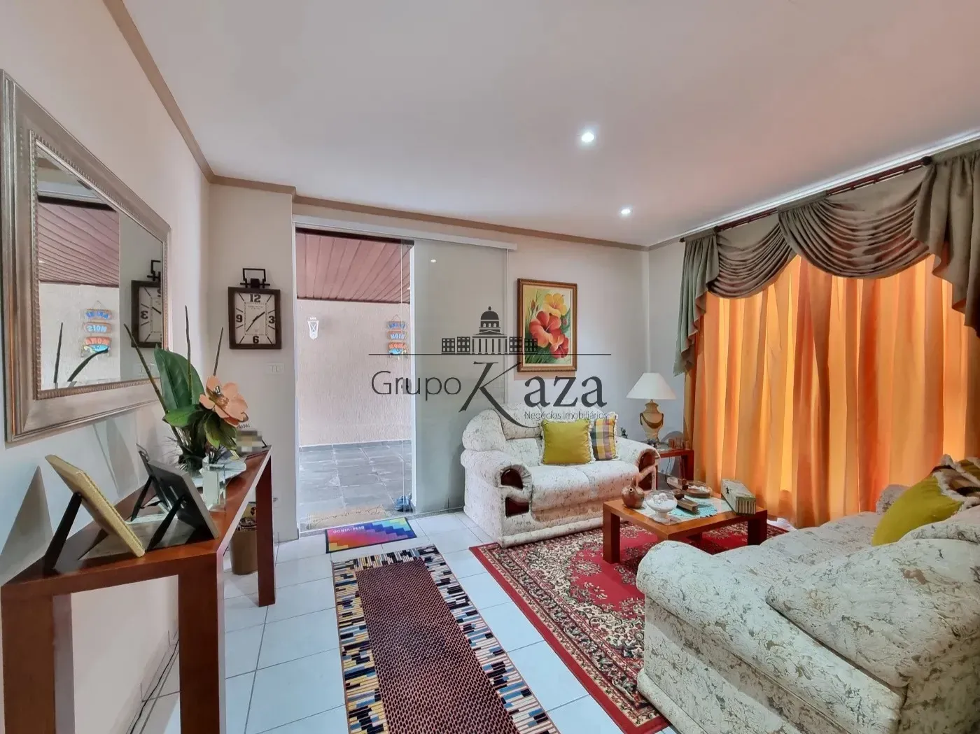 Foto 1 de Casa Comercial  Residencial em Palmeiras de São José, São José dos Campos - imagem 1