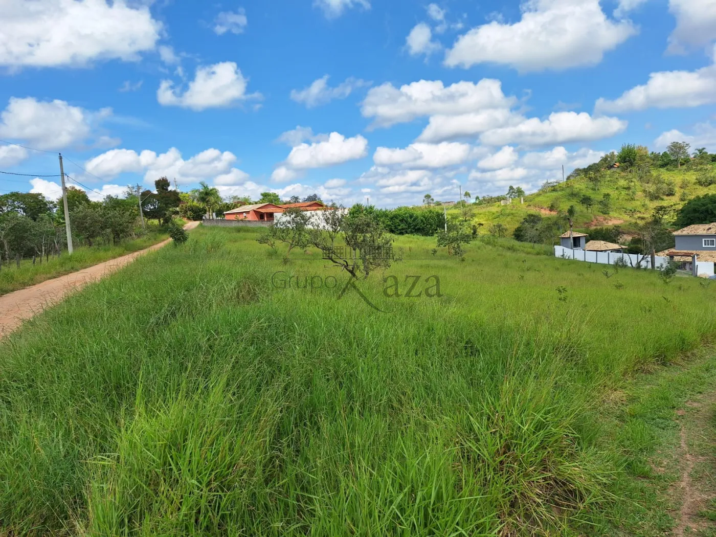 Foto 4 de Terreno Padrão em Veraneio Irajá, Jacareí - imagem 4