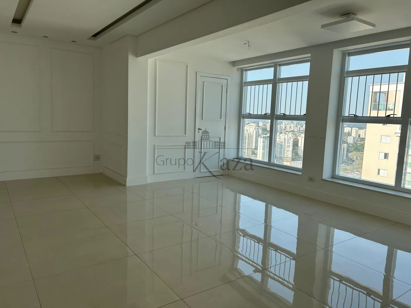 Foto 2 de Apartamento Cobertura Duplex em Parque Residencial Aquarius, São José dos Campos - imagem 2